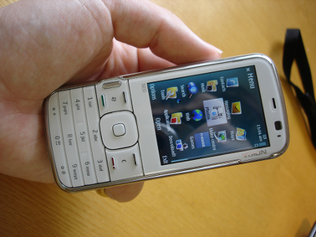 nokia n79 2 Nokia N79 il cellulare che trasmette in FM
